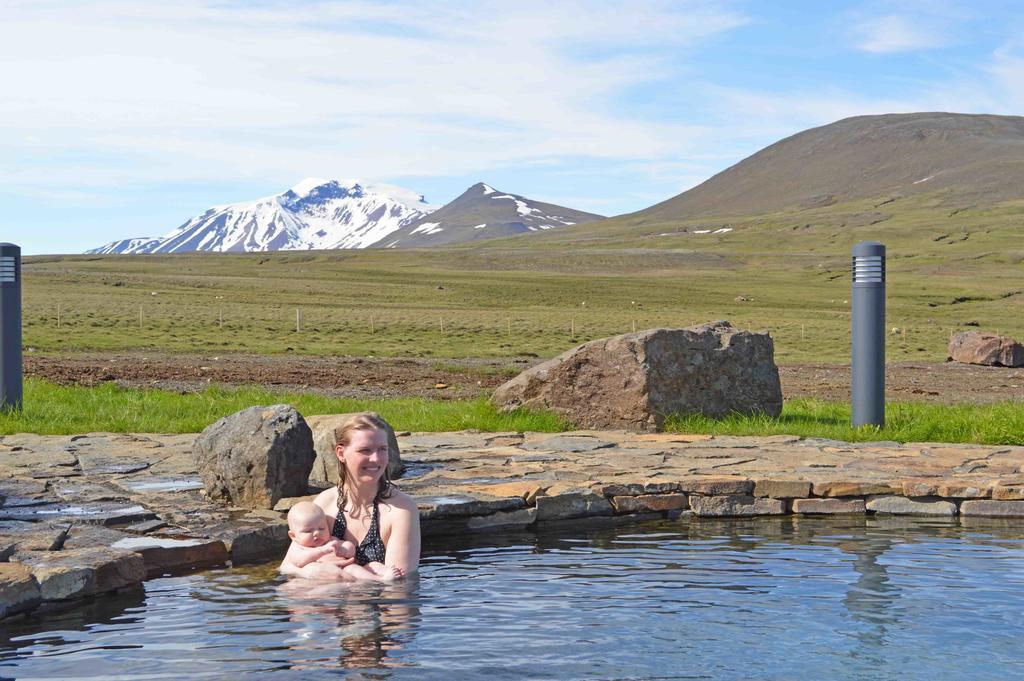 Laugarfell Accommodation & Hot Springs Ngoại thất bức ảnh