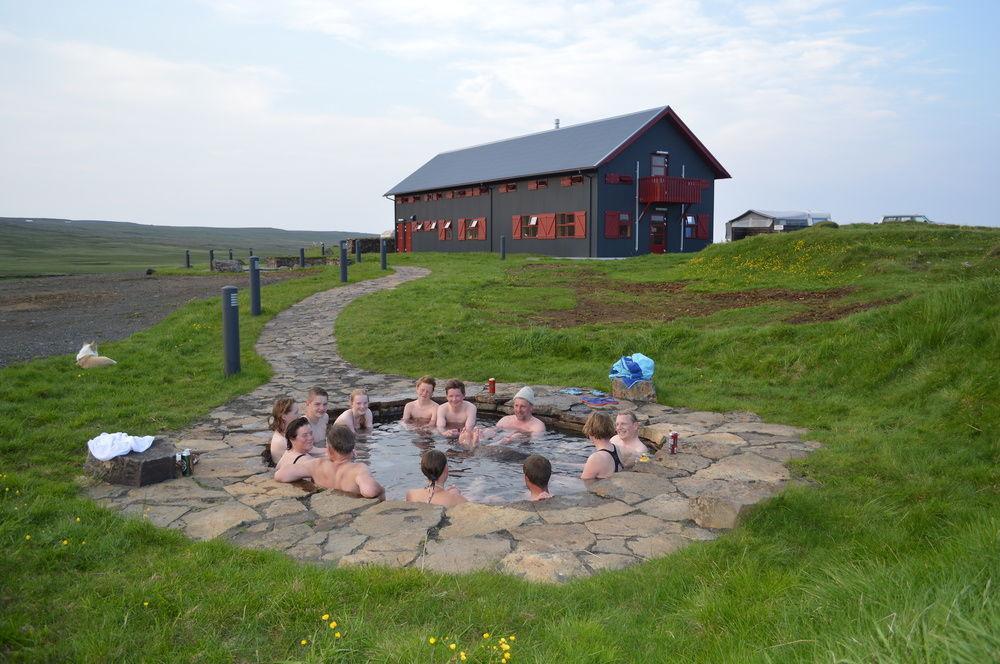 Laugarfell Accommodation & Hot Springs Ngoại thất bức ảnh